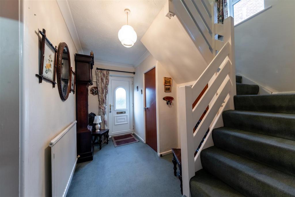 7 Woodlands Way-015.jpg