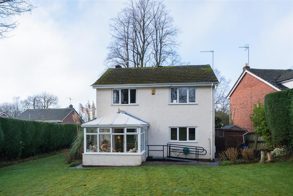 7 Woodlands Way-030.jpg