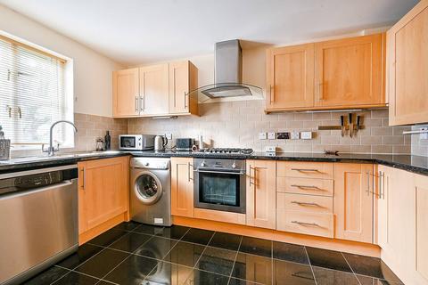 undefined, Crofton Avenue, Grove Park, London, W4