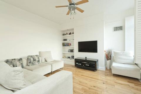undefined, Green Lane, Northwood, HA6