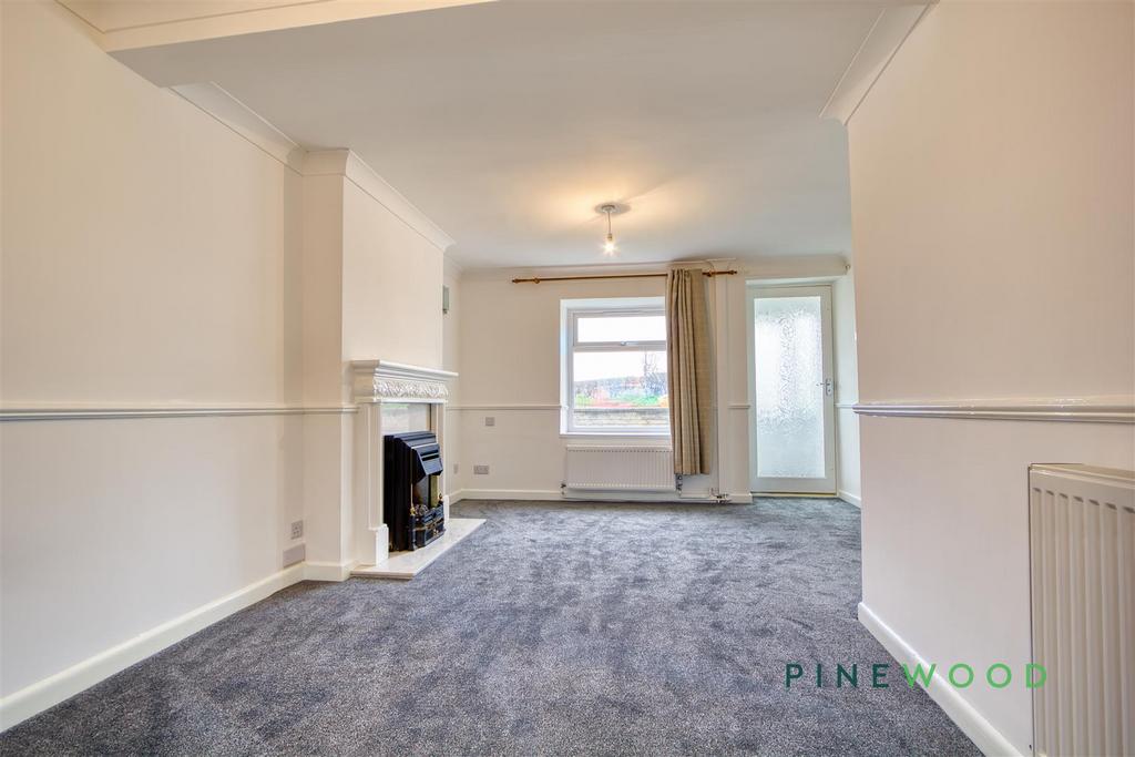 Lounge / Dining Room