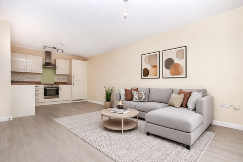 1 bedroom ground floor flat for sale, Lulworth Place, WA4