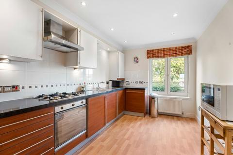3 bedroom flat to rent, Howden Hall Road, Liberton, Edinburgh, EH16