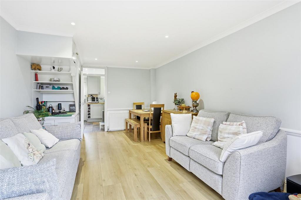 1617287413 - 35 All Saints Road, SM1 - 15.jpg