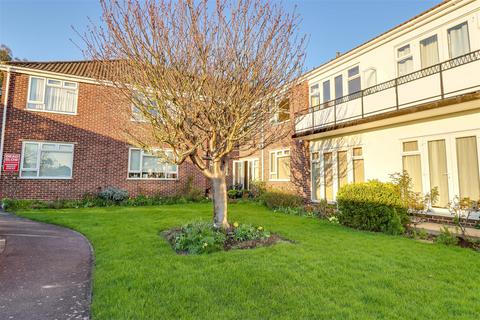 undefined, Imperial Avenue, Westcliff-On-Sea SS0