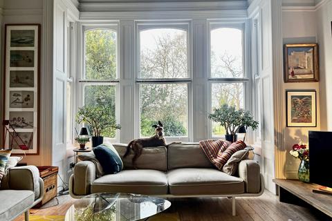 2 bedroom flat for sale, Preston Park Avenue, Brighton BN1