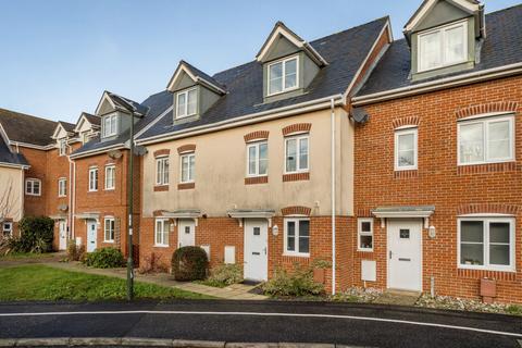 3 bedroom terraced house for sale, Bostock Road, Chichester, PO19