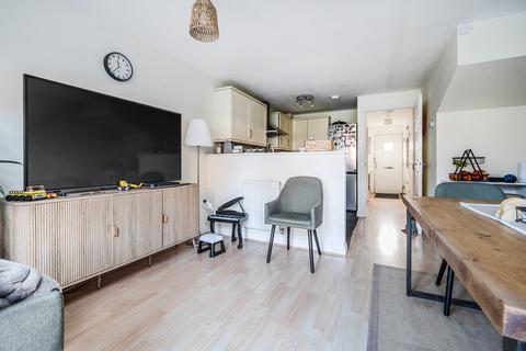 3 bedroom terraced house for sale, Bostock Road, Chichester, PO19