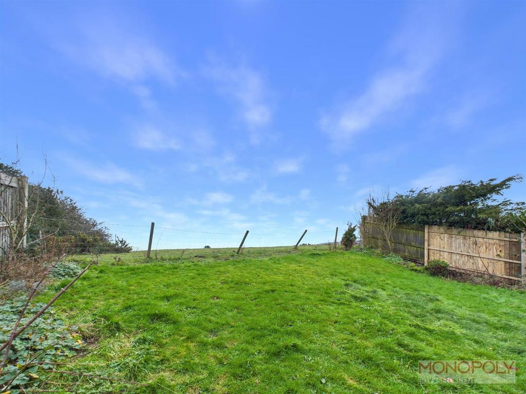 CAM01943 G0-PR0598-STILL009.jpg