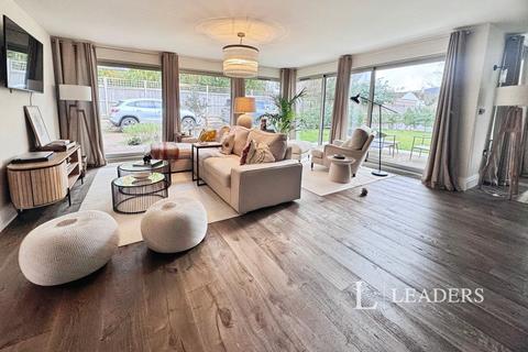 4 bedroom detached house to rent, Hideaway Place, Lewes Road, Ditchling, BN6