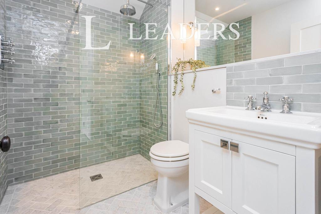 Master Ensuite