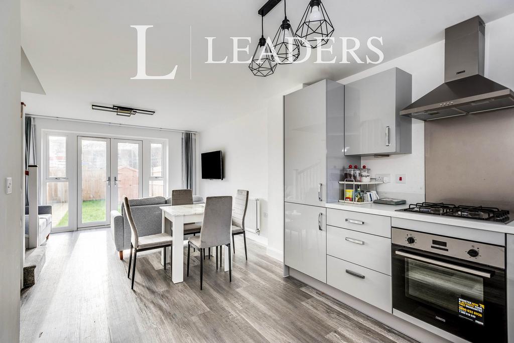 Kitchen/ dineer