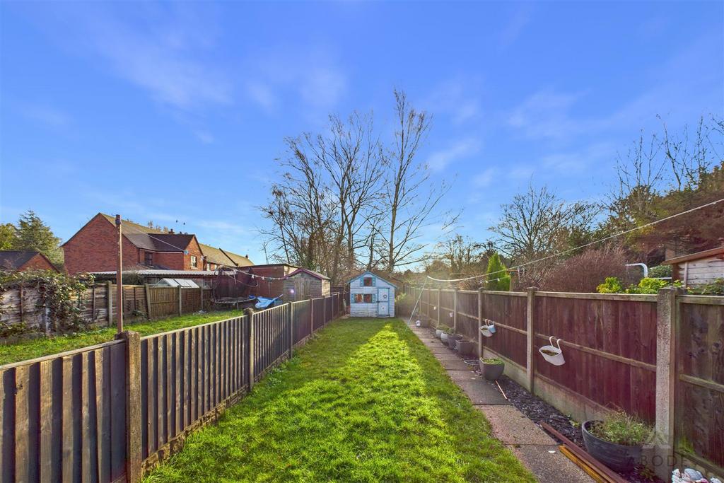 CAM02696 G0-PR0697-STILL025.jpg