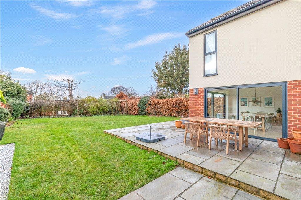Large Rear Garden