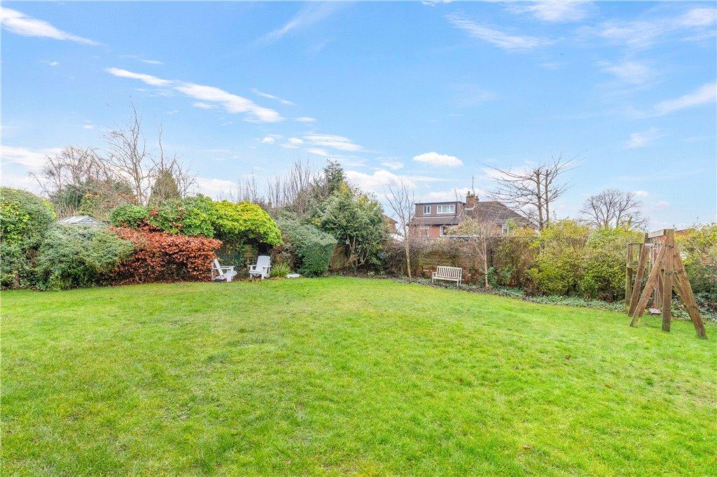 Large Lawned Garden