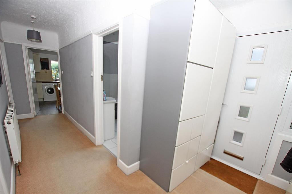 Hallway.jpg