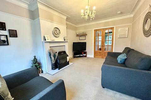 4 bedroom semi-detached house for sale, Birchwood Avenue, Utley, Keighley, BD20