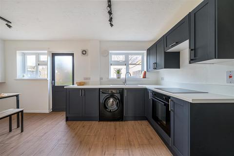 undefined, Newcroft Road, Calne