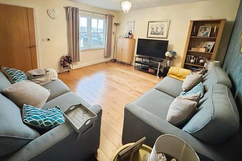 4 bedroom detached house for sale, Woodville Road, Swadlincote DE11
