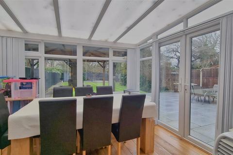 undefined, Horley, Surrey, RH6