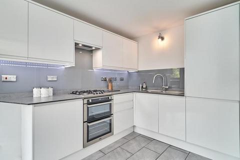 2 bedroom apartment to rent, Park Road, London NW1