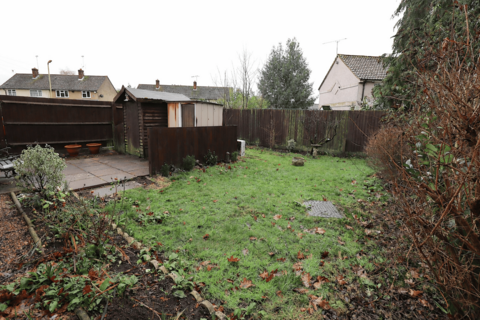 2 bedroom end of terrace house for sale, All Saints Crescent, Farnborough GU14