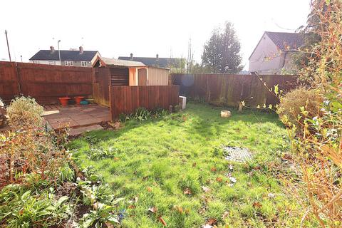 2 bedroom end of terrace house for sale, All Saints Crescent, Farnborough GU14