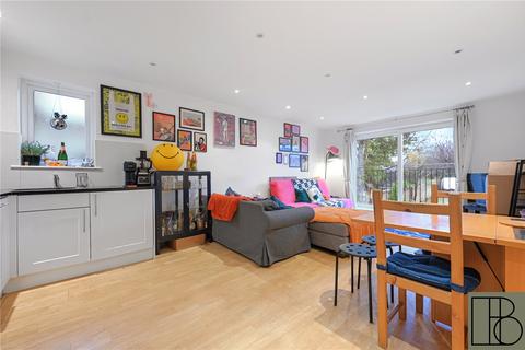 2 bedroom apartment to rent, Long Lane, Vinay Court, London, N3