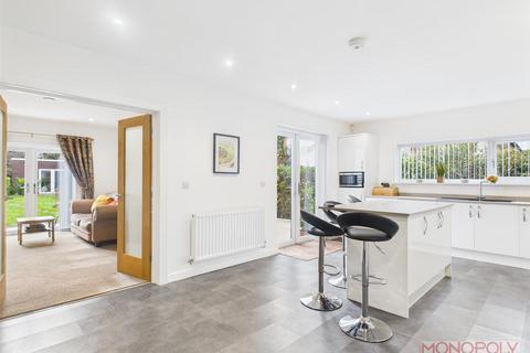 3 bedroom detached bungalow for sale, Holt Road, Wrexham