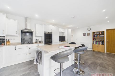 3 bedroom detached bungalow for sale, Holt Road, Wrexham