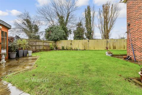 3 bedroom detached house for sale, Rushford Close, Headcorn TN27