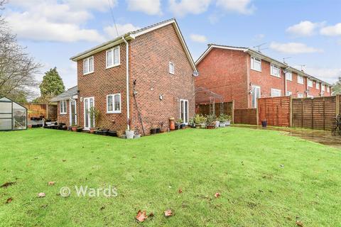 3 bedroom detached house for sale, Rushford Close, Headcorn TN27