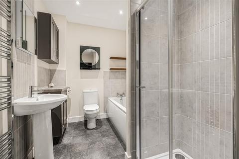 3 bedroom bungalow for sale, Leeze Park, Okehampton