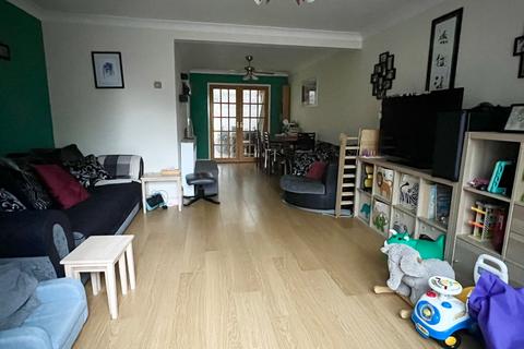 3 bedroom end of terrace house for sale, Elizabeth Gardens, Southampton, SO45