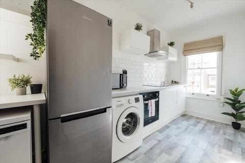 2 bedroom flat for sale, Askew Road, Shepherd's Bush W12