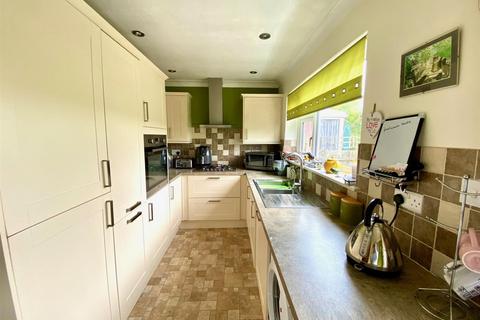 3 bedroom semi-detached house for sale, Alfriston Road, Seaford
