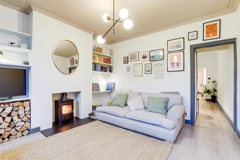 2 bedroom terraced house for sale, Central Avenue, Nottingham NG7