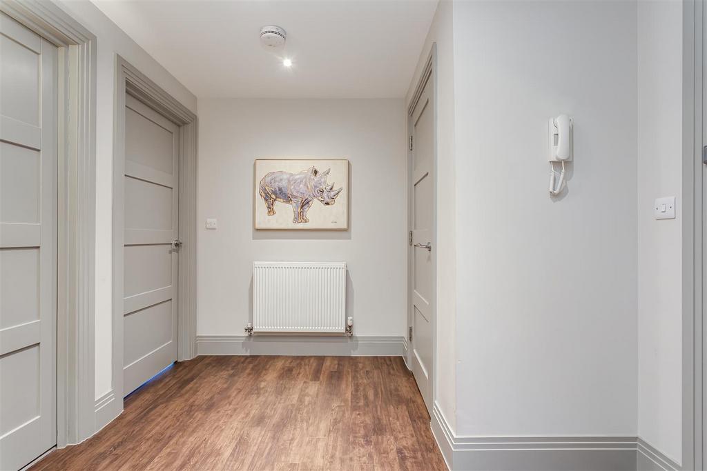 Flat-derby-house-banstead-111.jpg