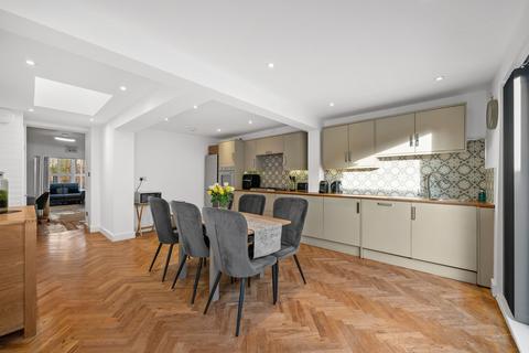 3 bedroom detached house for sale, Clarence Crescent, Sidcup DA14