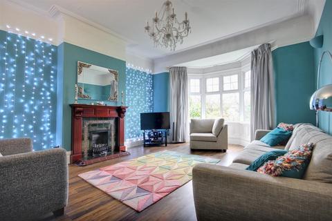 4 bedroom semi-detached house for sale, Cranleigh, Anlaby Road, Hull