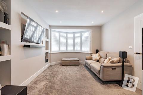 3 bedroom terraced house for sale, Seymer Road, Romford, RM1