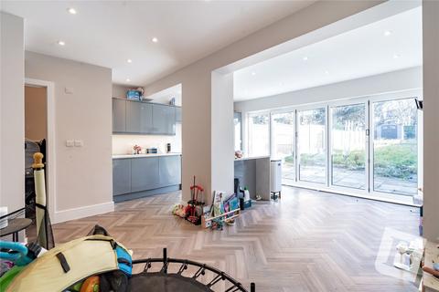 3 bedroom terraced house for sale, Seymer Road, Romford, RM1