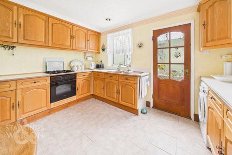 3 bedroom semi-detached house for sale, Little John Road, Tuckswood, Norwich