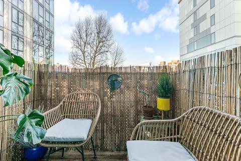 undefined, Highgate Hill, Archway