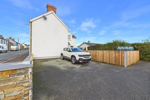 3 bedroom detached house for sale, Llandissilio, Clynderwen, SA66