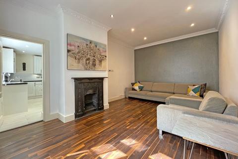 undefined, High Street, Ewell, KT17