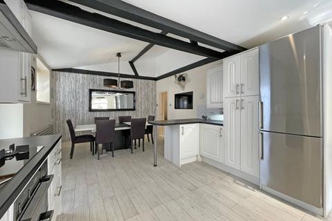 undefined, High Street, Ewell, KT17