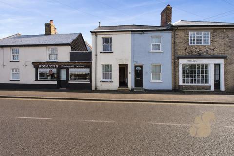2 bedroom terraced house to rent, Bures Road, Great Cornard
