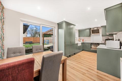 3 bedroom terraced house for sale, Telford Road, Braintree