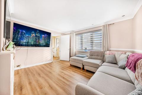 3 bedroom terraced house for sale, Telford Road, Braintree